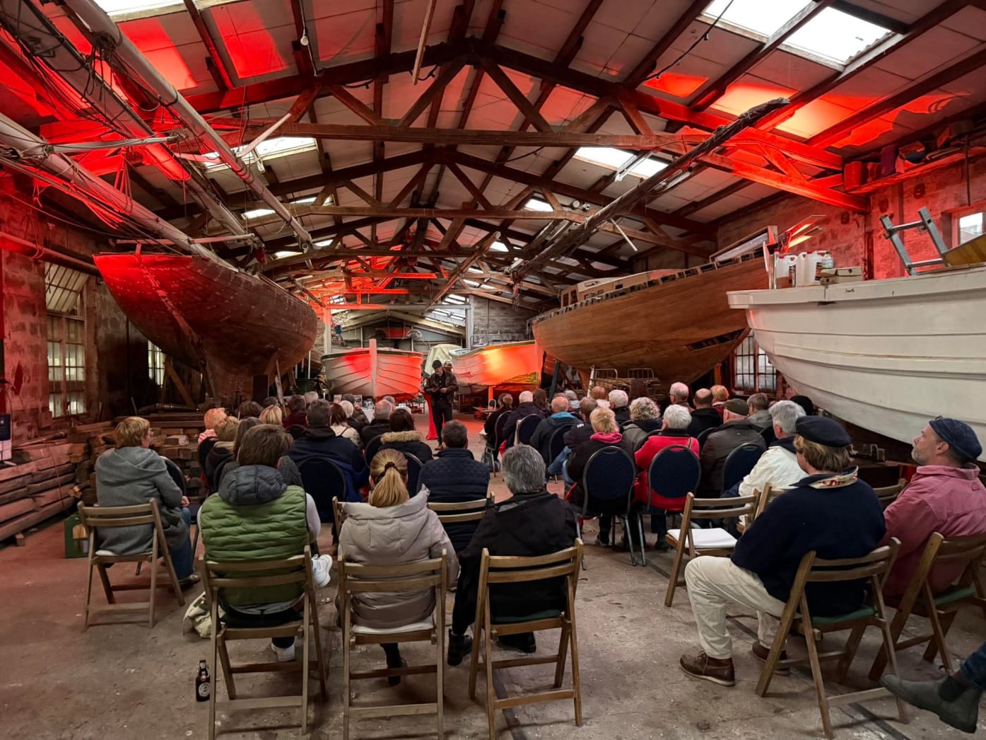 Krimilesung auf der Bootswerft Hatecke, Foto Rainer Hatecke